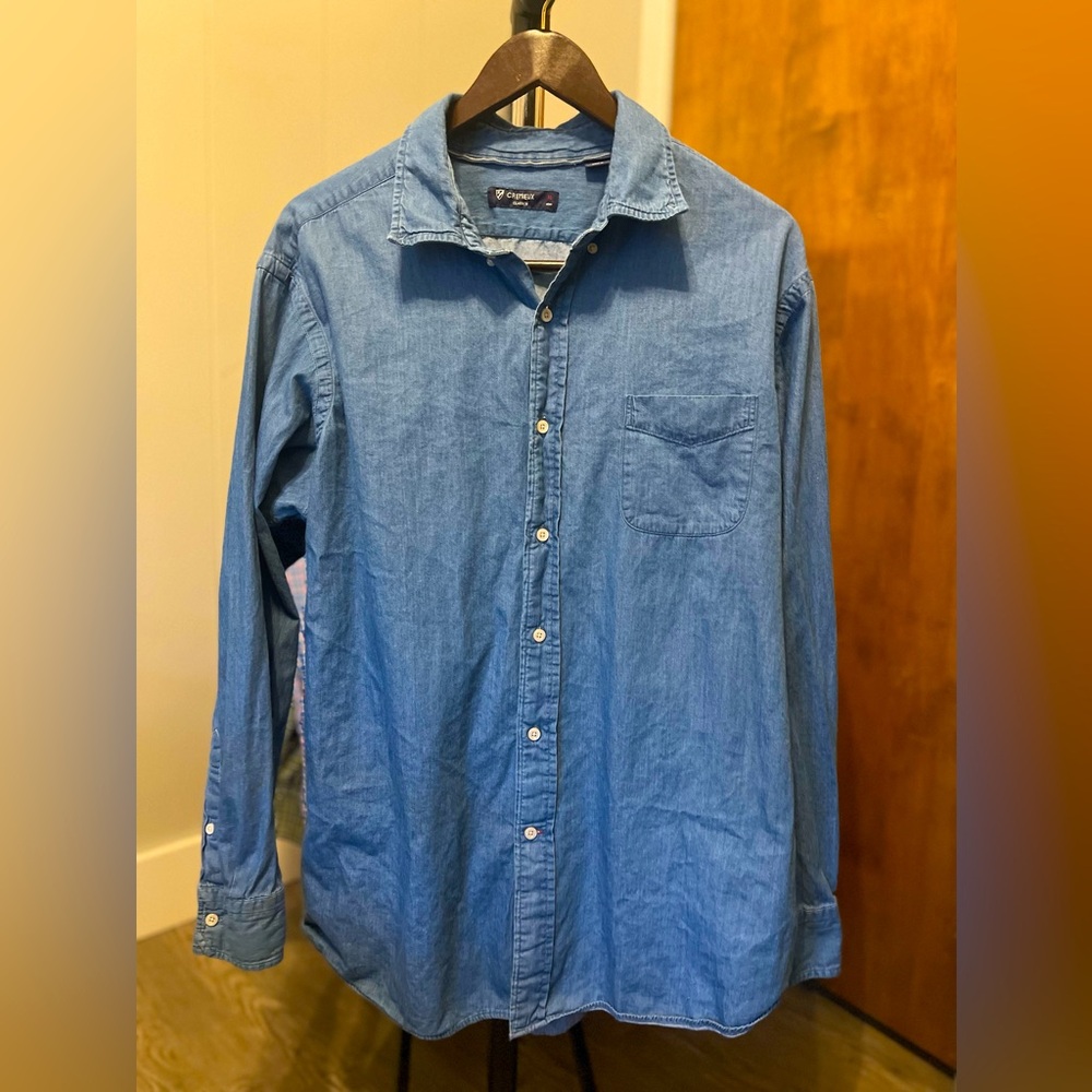 Denim Cremieux Classics Long Sleeve button top. Size XL